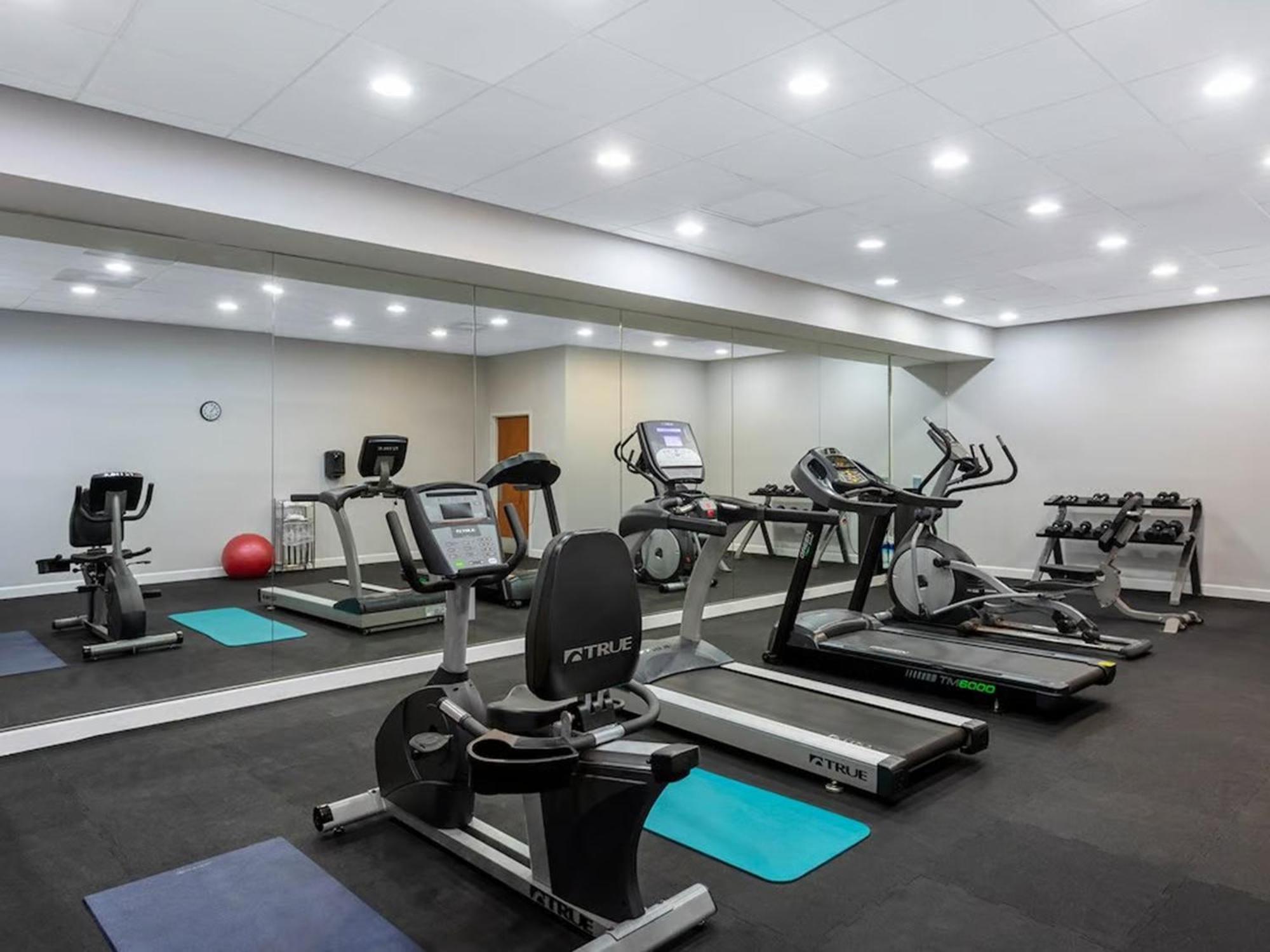 88 Palms Hotel & Event Center غرب شاطئ بالم المظهر الخارجي الصورة